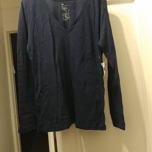 3 for $18 - GAP - Long sleeve tee